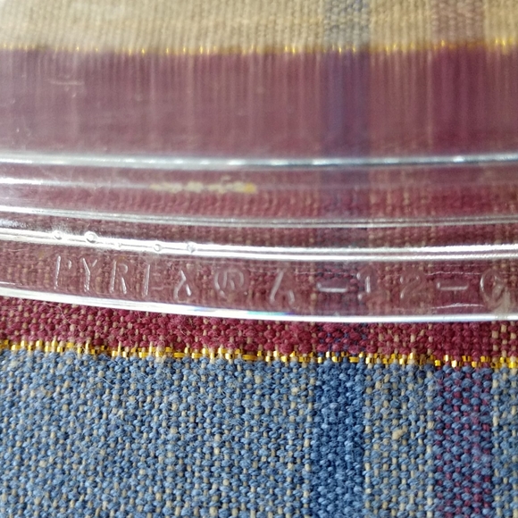 #4 VINTAGE Corningware Just White Dutch Oven w Lid - Picture 5 of 5